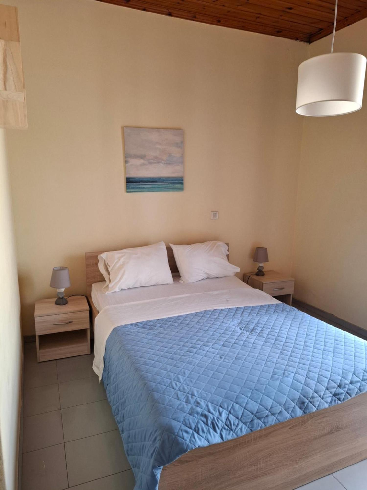 Old Harbor Apartments Σπέτσες Δωμάτιο φωτογραφία
