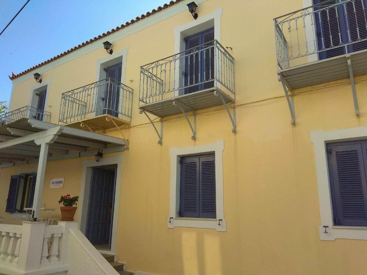 Old Harbor Apartments Σπέτσες Εξωτερικό φωτογραφία